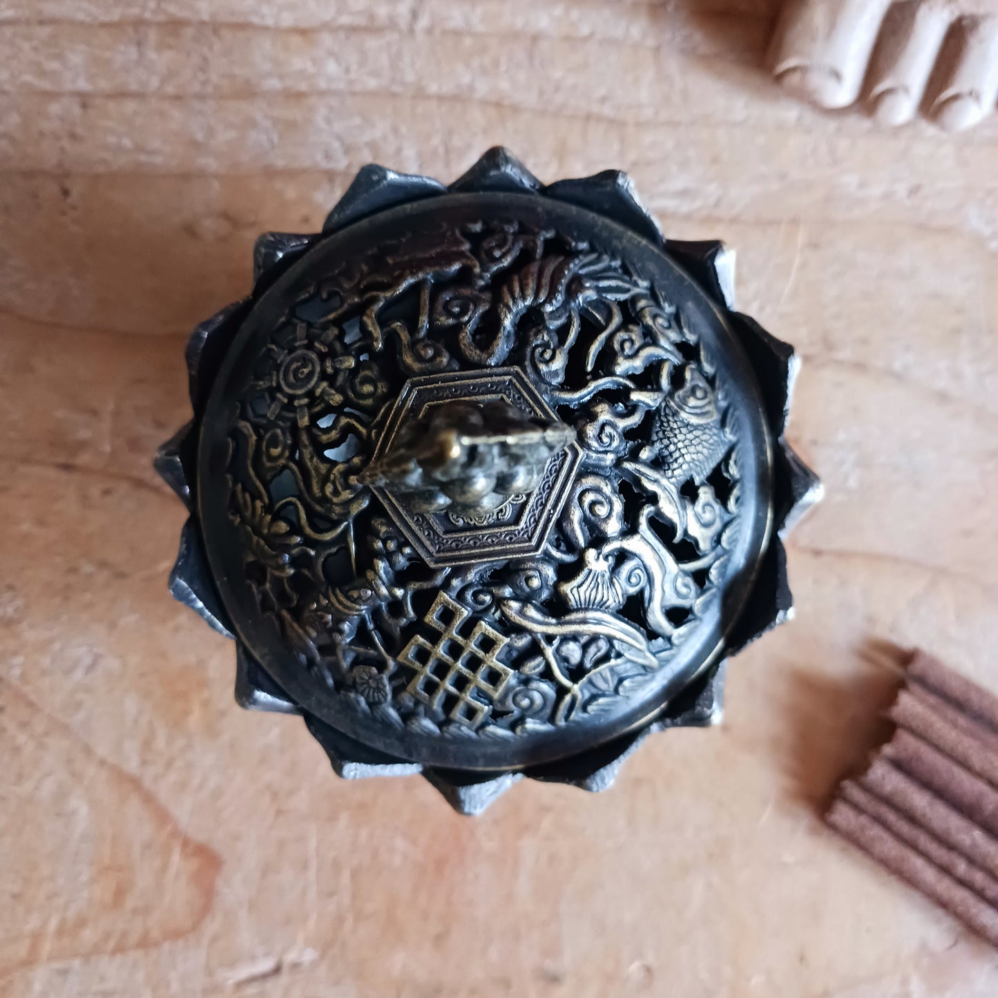 Invite tranquillity into your sacred space with our Elegant Lotus Incense Burner. Crafted in the shape of a blooming lotus—a powerful symbol of purity and spiritual awakening—this beautifully designed piece elevates your meditation, prayer, or relaxation rituals.