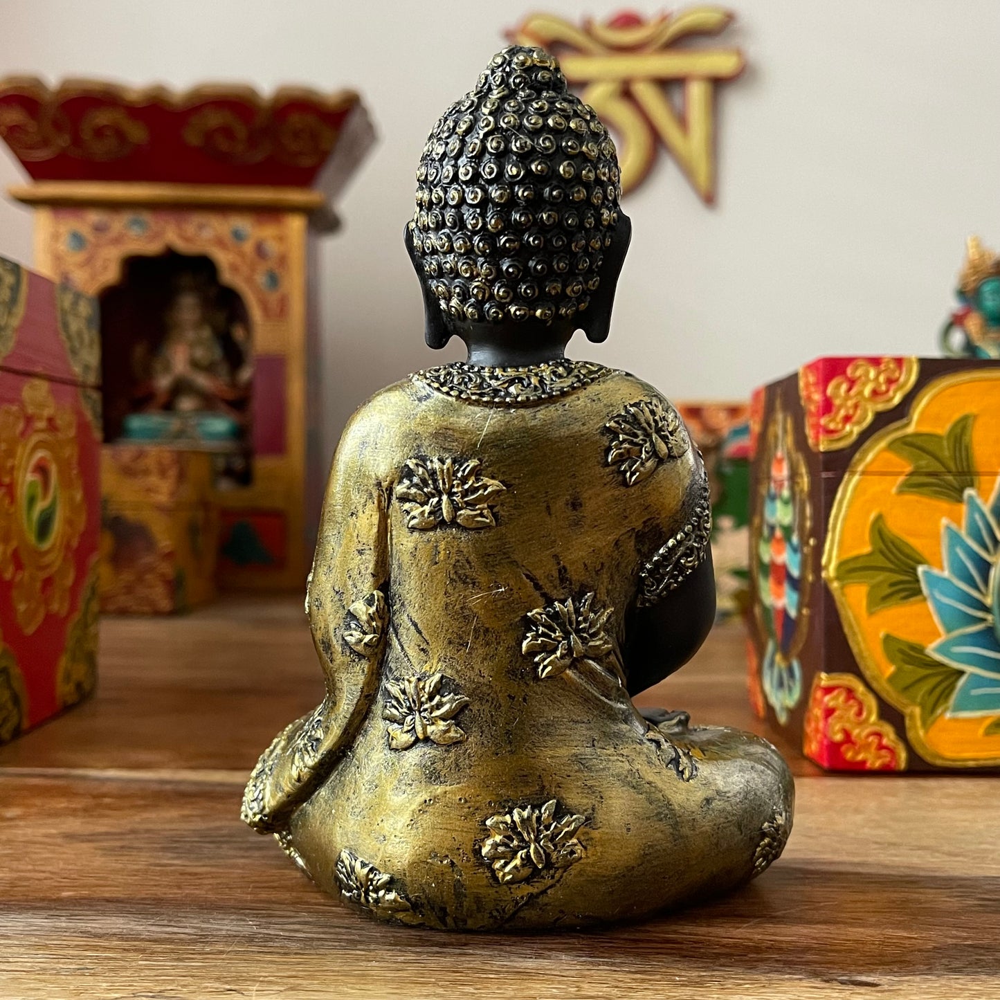 Buddha in Meditation (resin) 16 cm