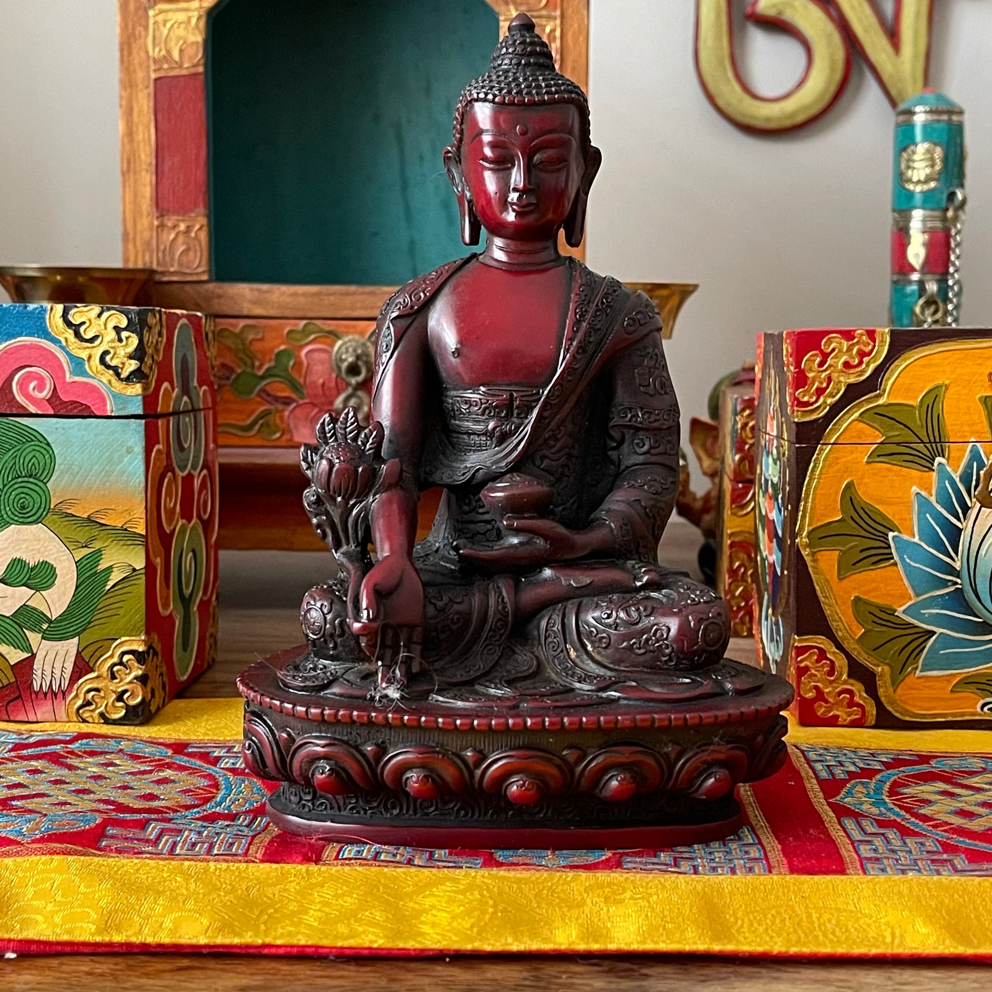 Medicine  Buddha  Resin Statue 19 cm
