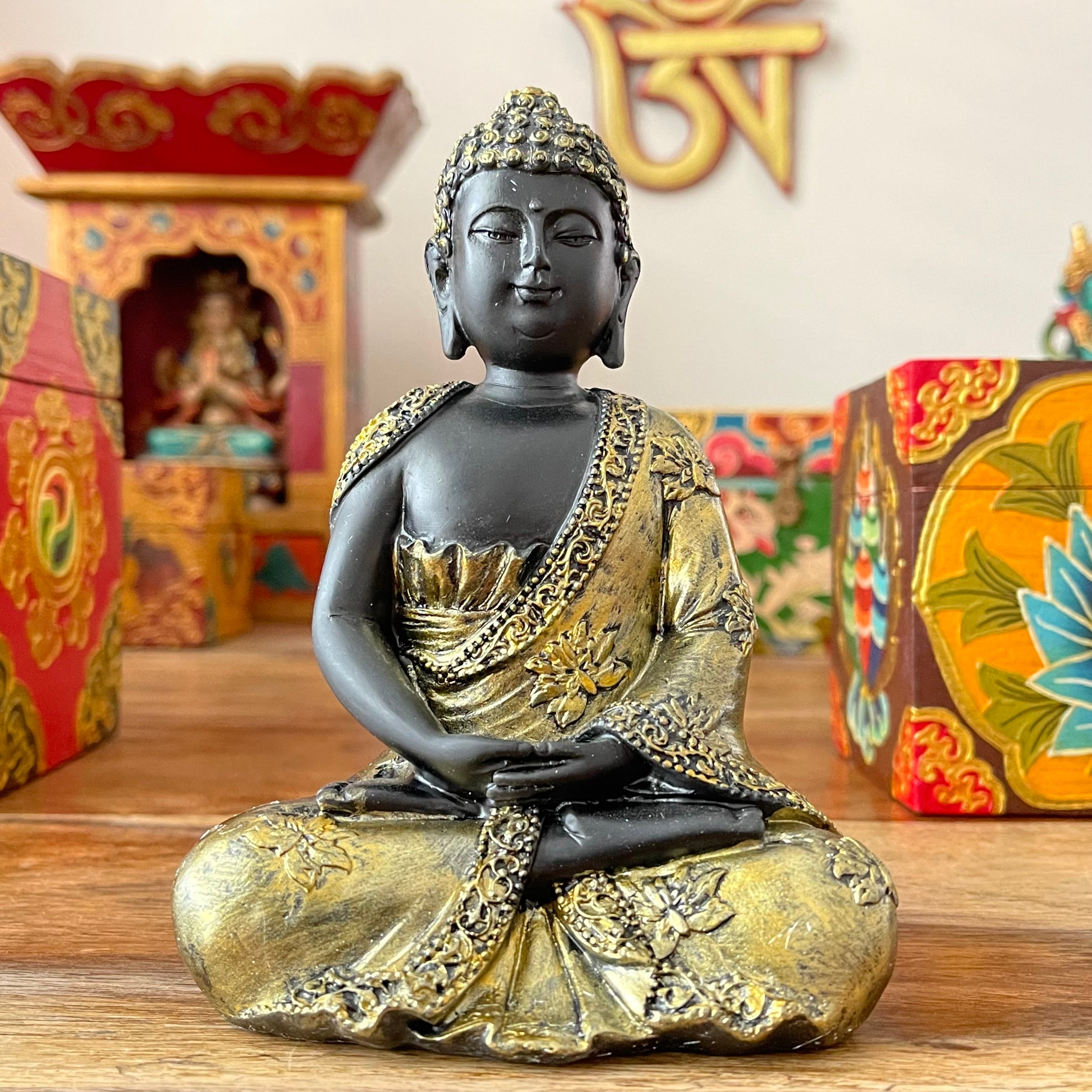 Sitting buddha with meditation pose Royalty Free Vector