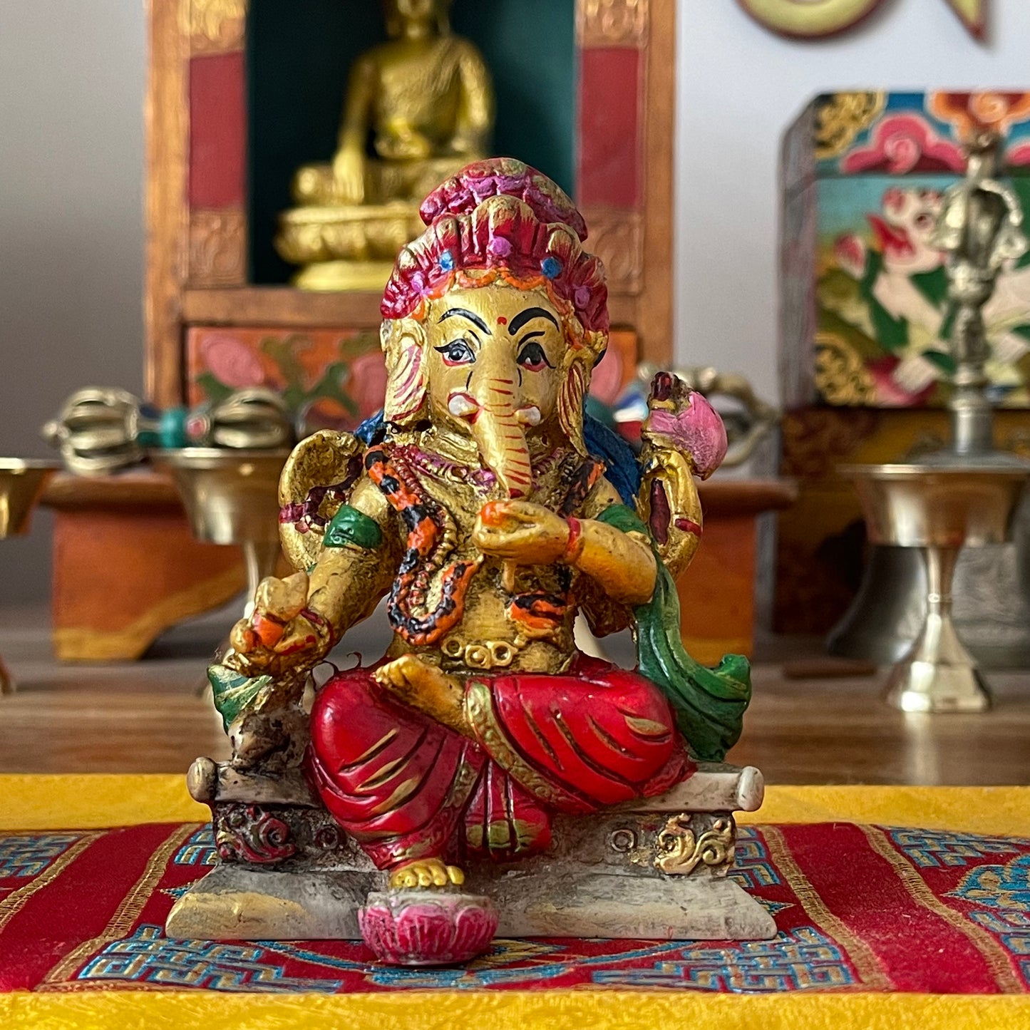 Painted Resin Ganesh 10cm Resin Statue of Ganesh Thangka Color Painted