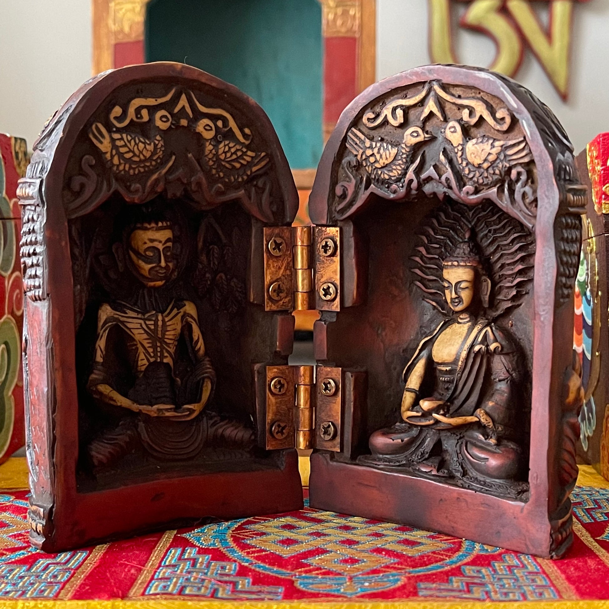 Tibetan Folding Alter | Buddhist folding shrine Buddha Life Box