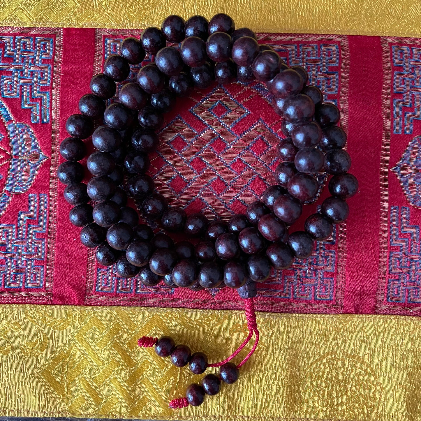 Red Wood Prayer Beads Mala 10 mm | Buddhist prayer beads