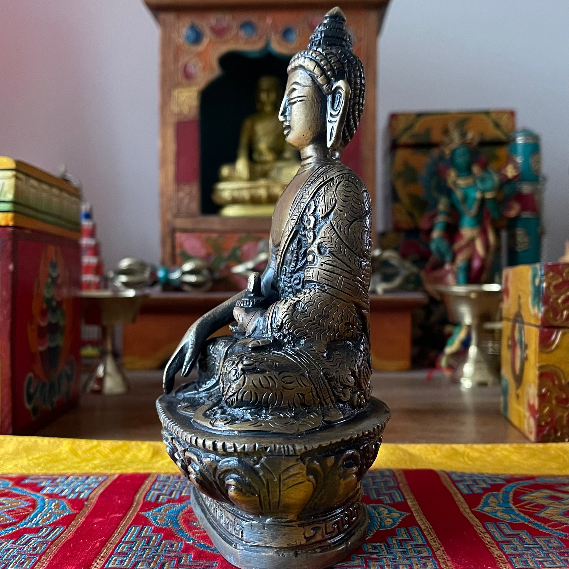 Brass Buddha Statue  Buddha Akshobya statue