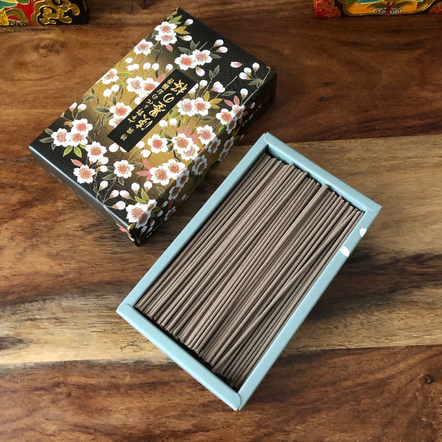 Unochiyo Tokusen Sakura Usuzumi Incense (380 Sticks)