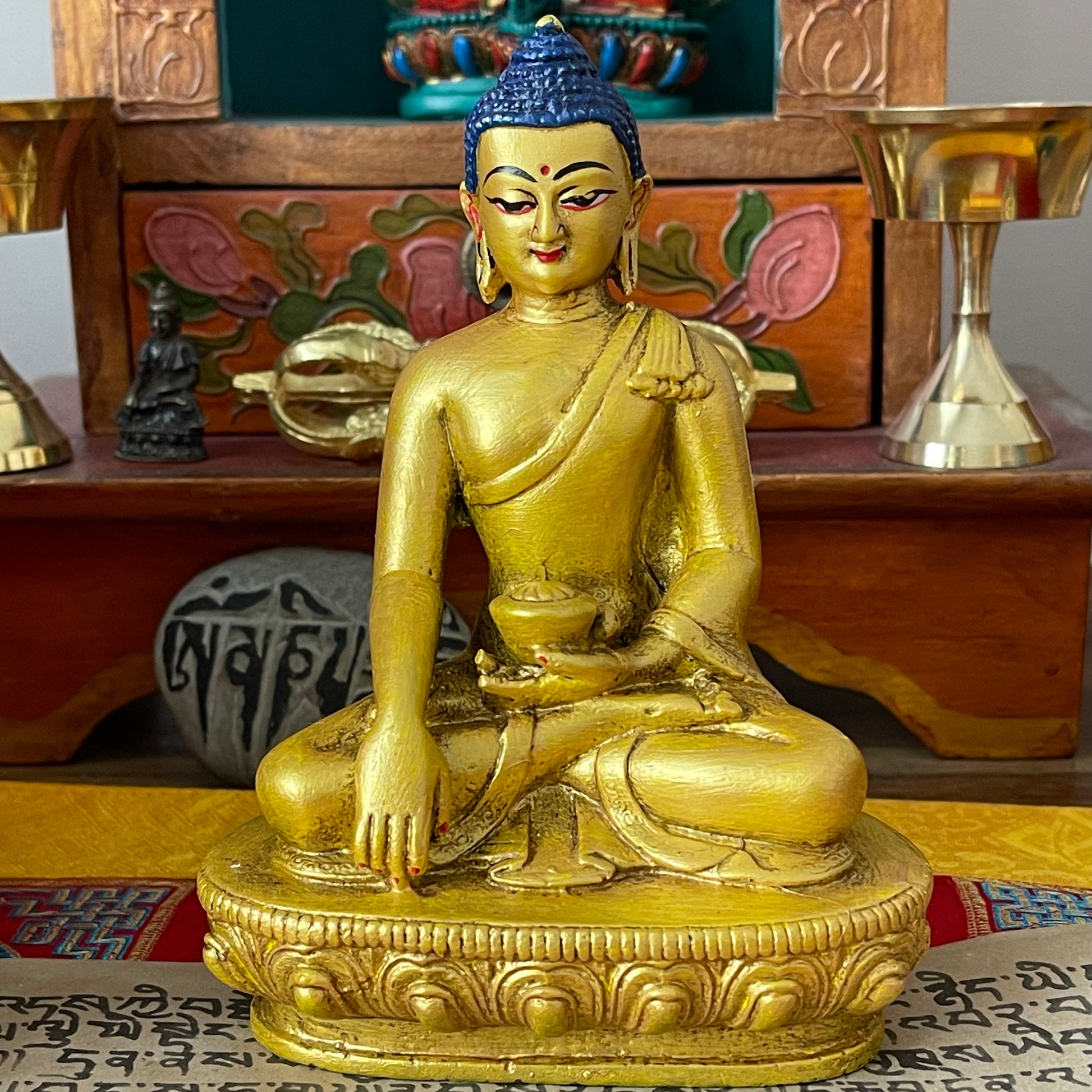 Resin Statue of Shakyamuni Buddha 14cm | traditionally Painted Buddha