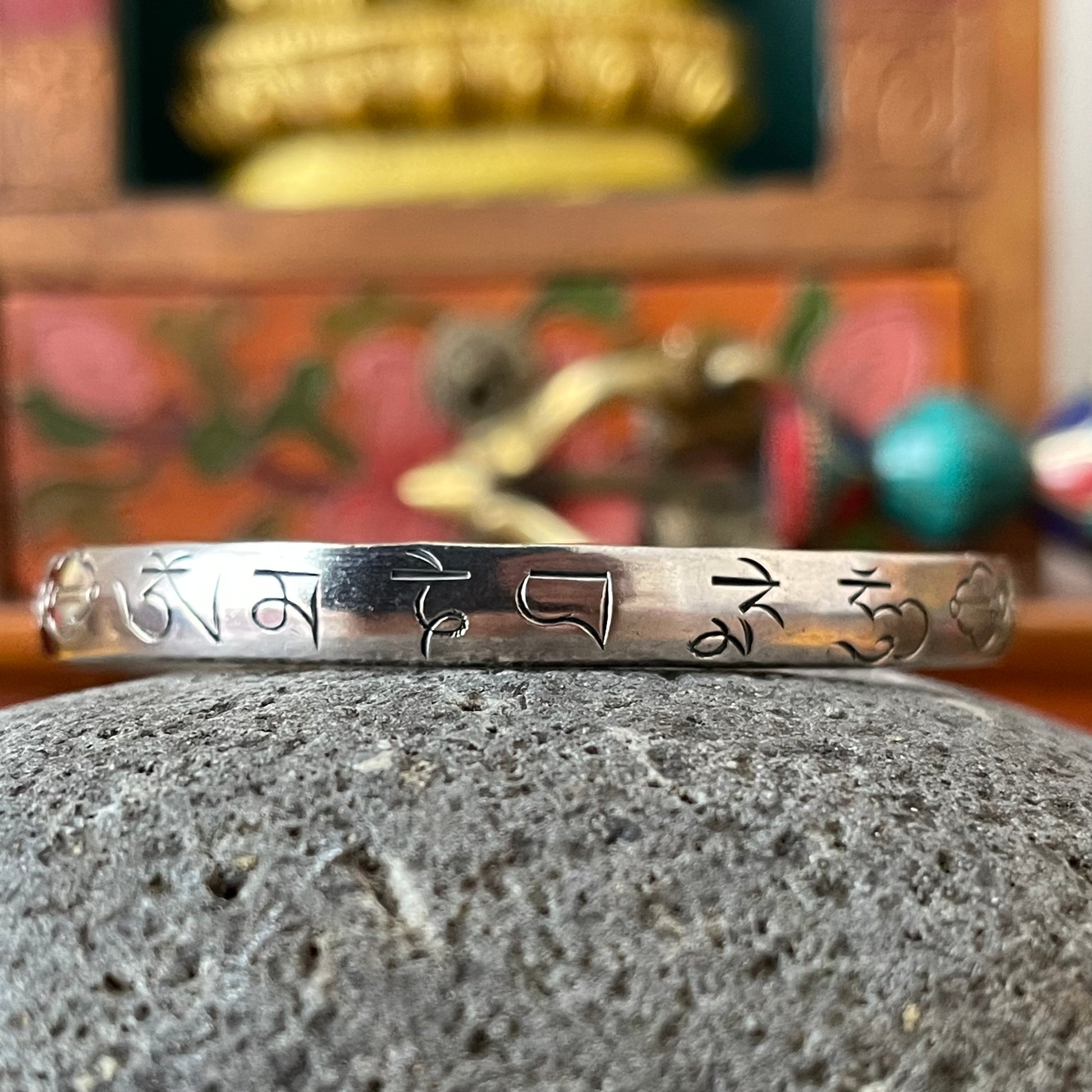 Tibetan  Holy Mantra bracelet 7mm