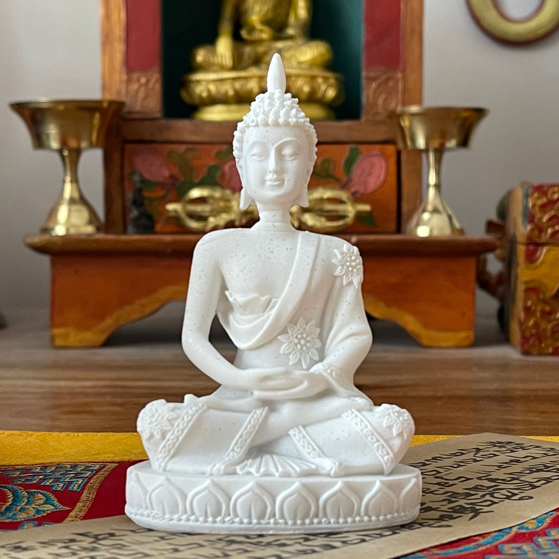 Meditation Buddha statue white 11 cm