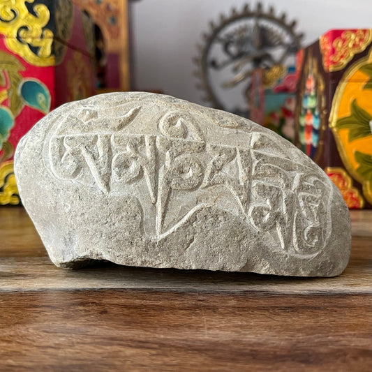 Mani Stone Om Mani Padme Hum 12.5 cm